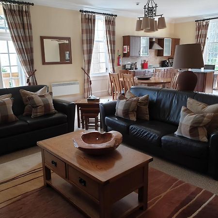 Cameron House on Loch Lomond Alexandria Exteriör bild The interior of a typical apartment at the hotel