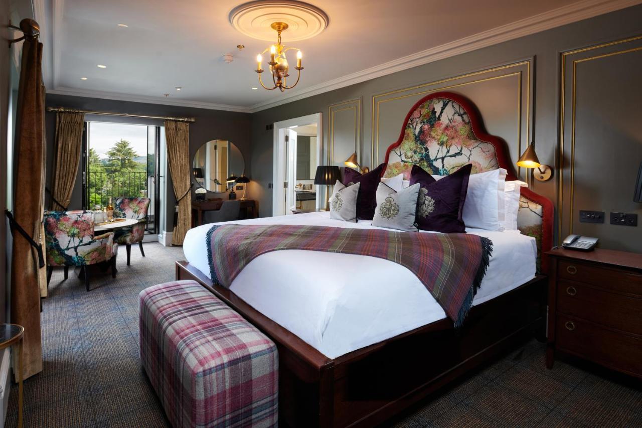 Cameron House on Loch Lomond Alexandria Exteriör bild A bedroom at the hotel
