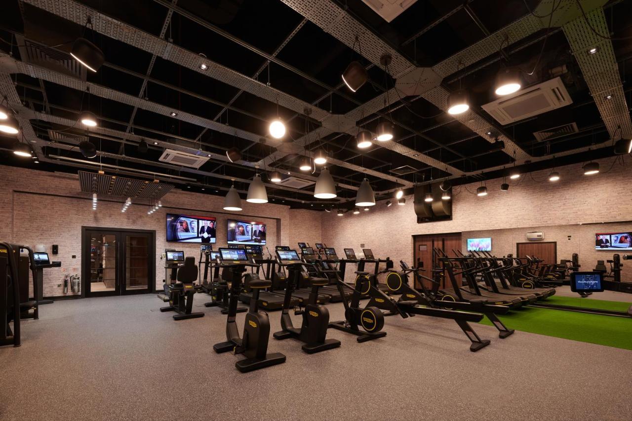 Cameron House on Loch Lomond Alexandria Exteriör bild The gym at the London Scottish Rugby Club