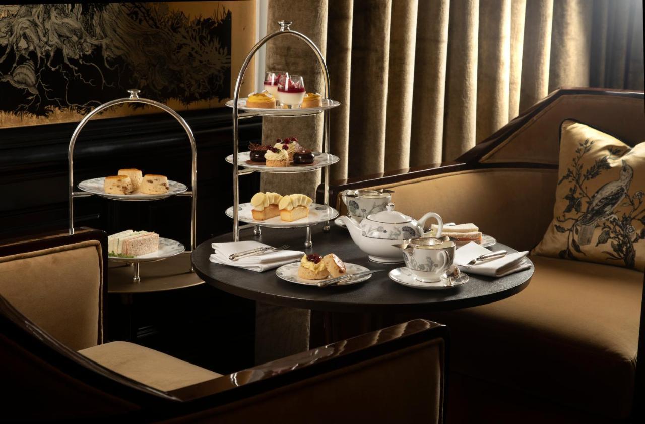 Cameron House on Loch Lomond Alexandria Exteriör bild Afternoon tea at the Mandarin Oriental, London