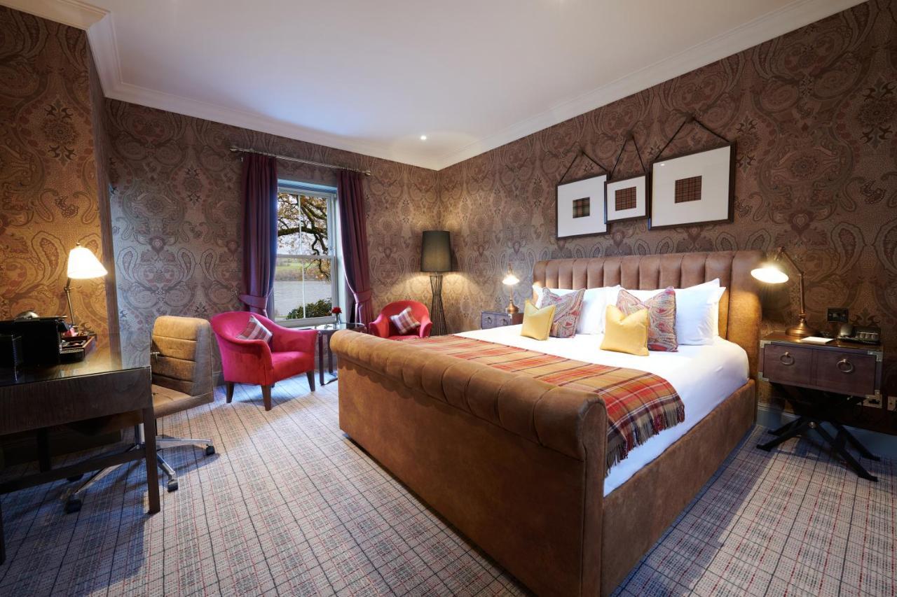 Cameron House on Loch Lomond Alexandria Exteriör bild A bedroom at the hotel